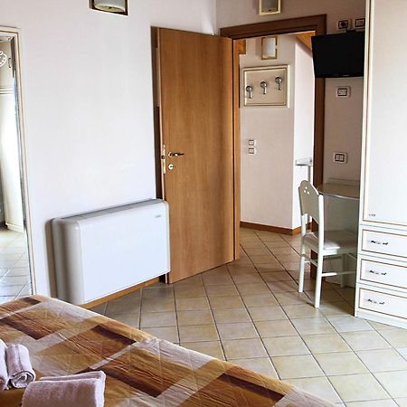Hotel Ariston Misano Adriatico Dış mekan fotoğraf
