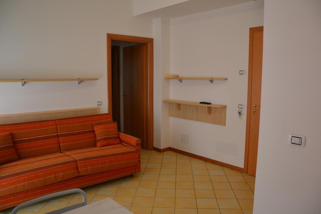 Hotel Ariston Misano Adriatico Dış mekan fotoğraf