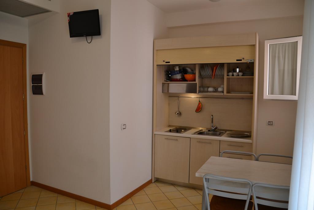 Hotel Ariston Misano Adriatico Dış mekan fotoğraf